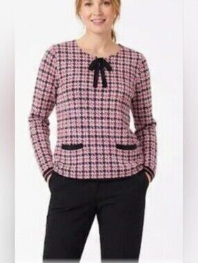 Vintage Olsen Pink, Black And Navy Houndstooth Bow-Accent Sweater With Pockets.